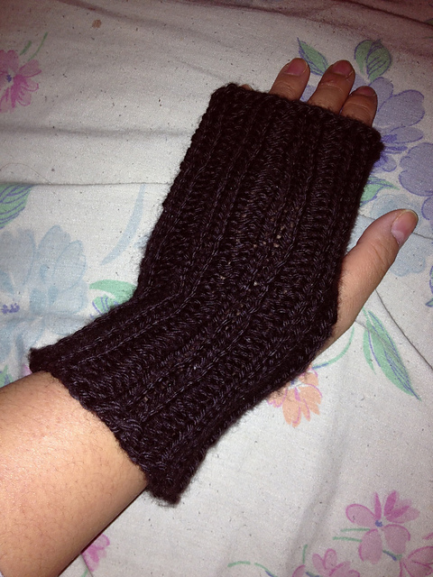 Ribbed Hand Warmers