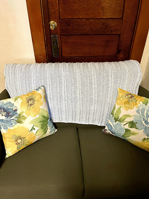 Simple and Sweet Throw