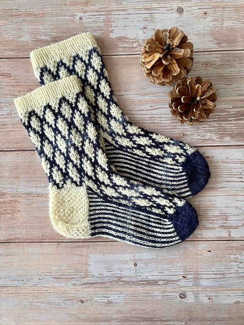 Icicle Socks