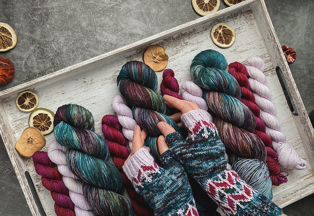 Lehabah Fingerless Mitts