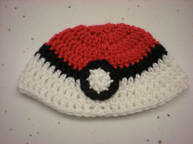 Ravelry: Newborn Pokéball Hat pattern by Sarah A. Cano