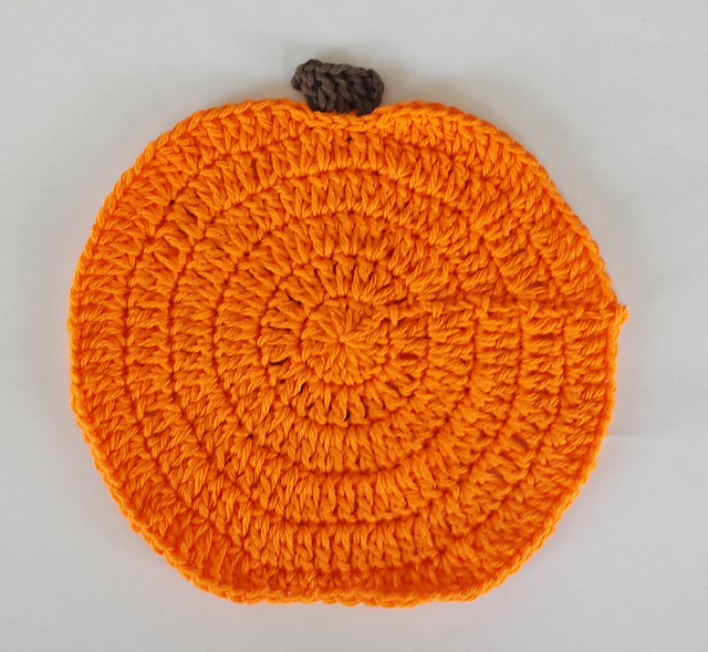 Falling Pumpkin Dishcloth & Hot Pad