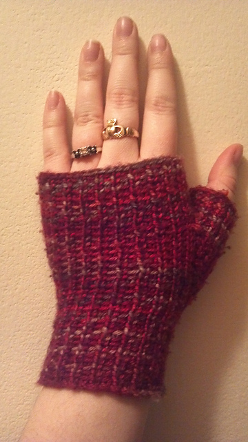 Aim to Misbehave Mitts