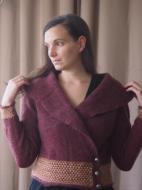 Arantelle sweater