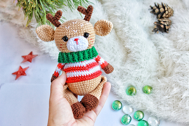 Little Christmas deer