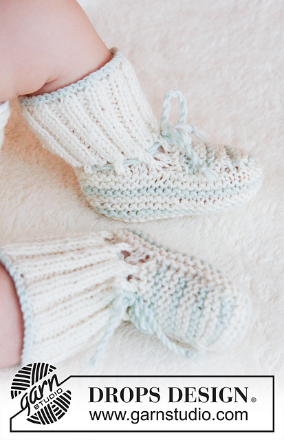 B25-25 First Impression Booties