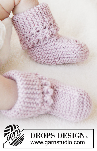 B25-4 Lullaby Booties