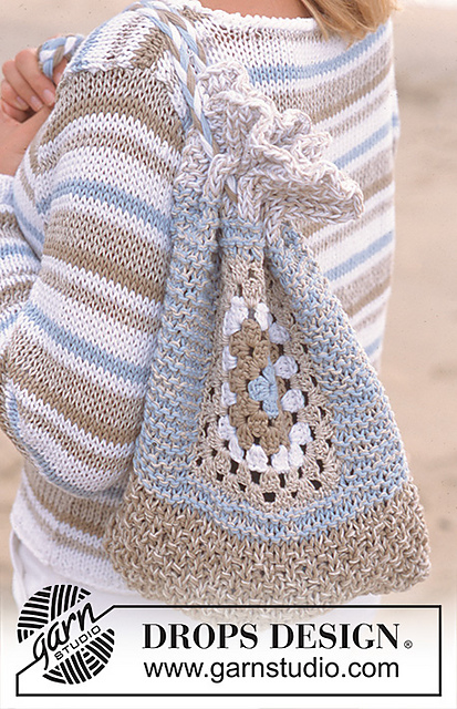 77-28 Phyllis Purse