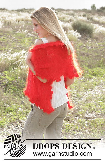 100-31 Shawl with crochet edge