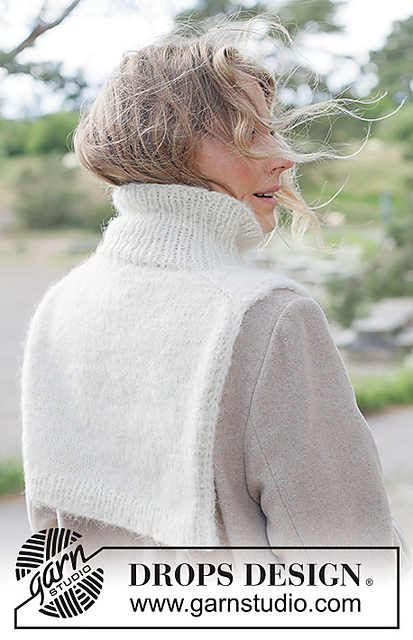 261-12 Polar Charm Neck-Warmer
