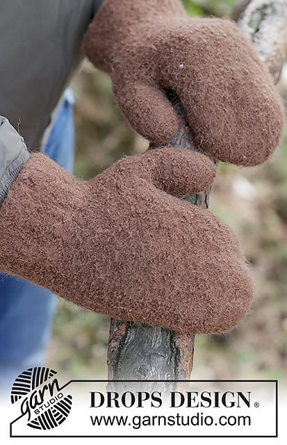 260-31 Forest Brown Mittens