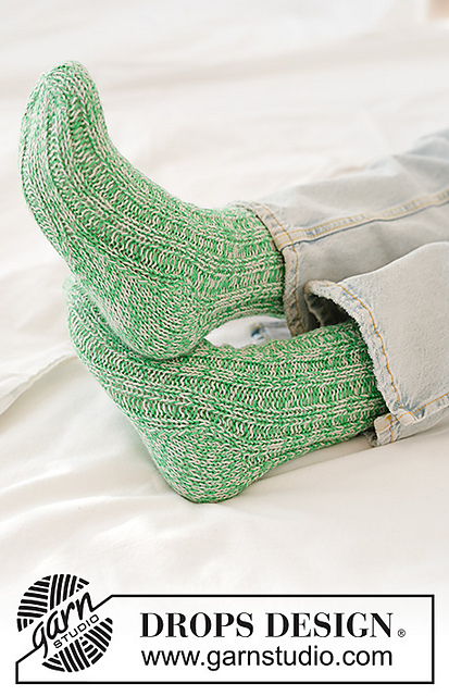 Rops Design Ravelry: 50-25 Speckled Moss Socks pattern by DROPS design