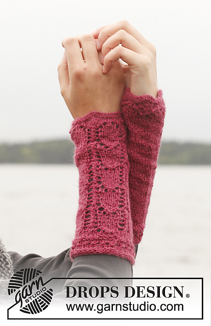 151-17 Raspberry Sorbet Wrist Warmers
