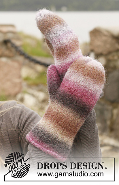 151-23 Candy Crush Gloves