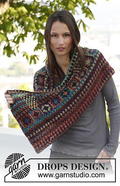 143-40 Magic Shawl