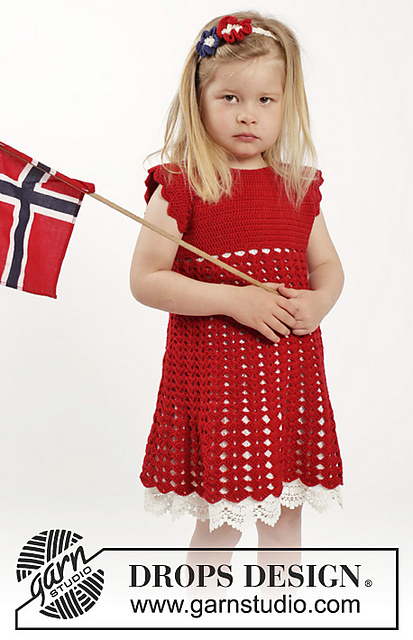 S26-5a Princess Matilde Dress