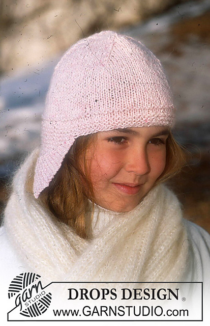 s12-1 Hat and scarf