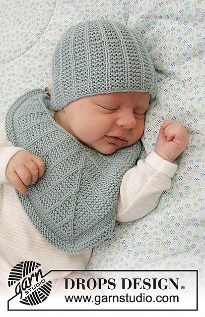 b33-20 b Baby Business Set, Bib