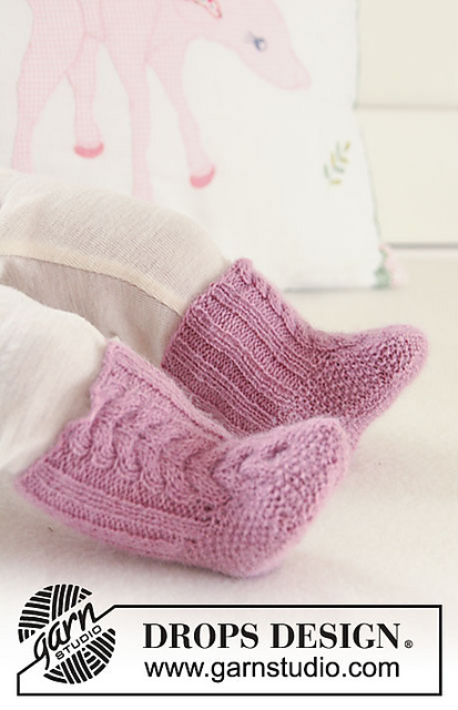 b19-23/24 Little Chestnut Socks/Sweet Greta Socks