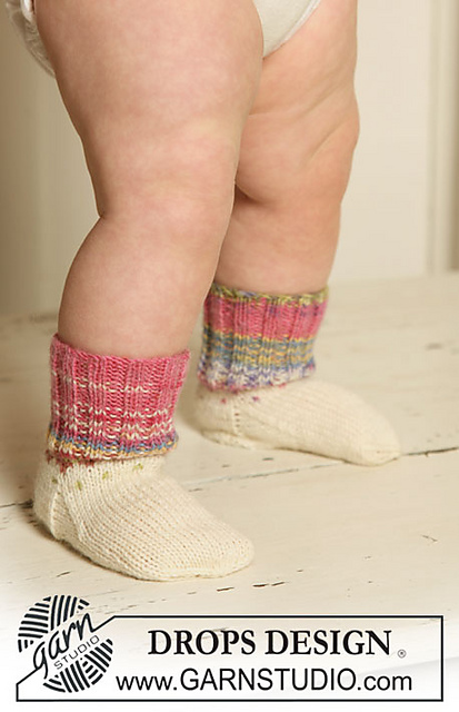 b19-28 Carnival Star Socks