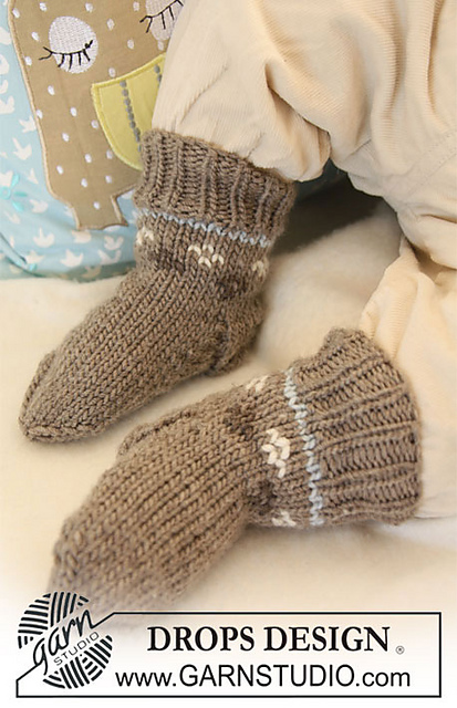 b19-29  First Snow Socks