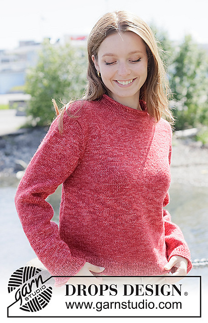 272-35 Red Moon Sweater