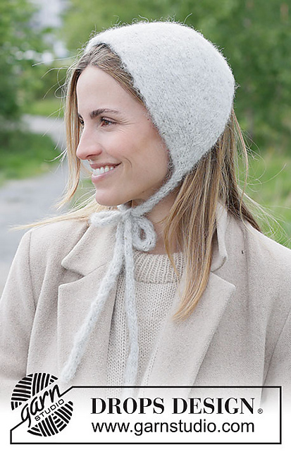 270-27 Soft Swan Hood