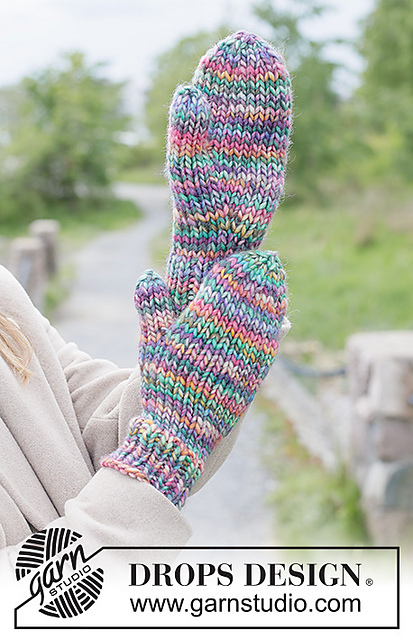 270-30 Forest Jam Mittens