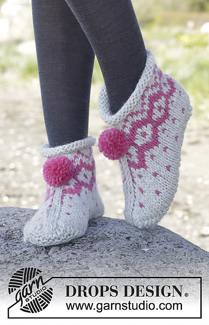 164-10 Winter Poppies Slippers