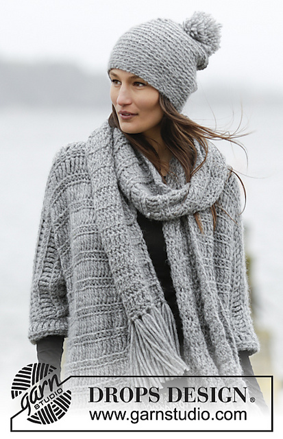 166-7 Loch Ness Scarf