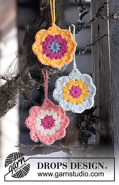 0-1246 Easter in Bloom