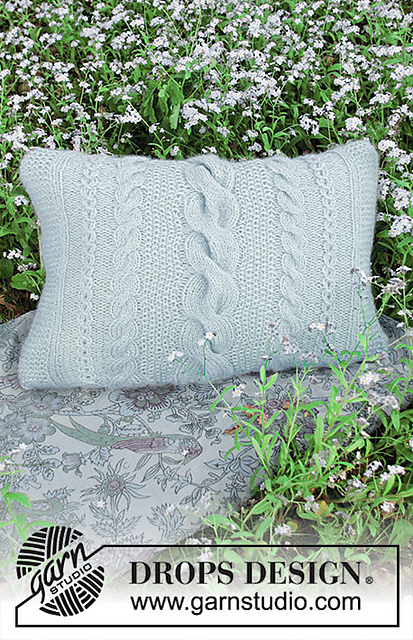 198-26 Skye Pillow