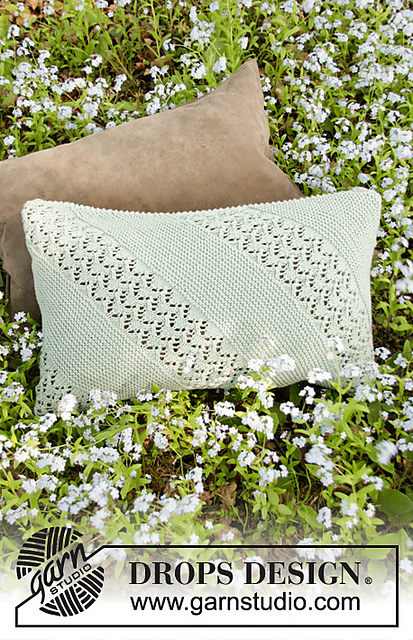 198-27 Diandra Pillow