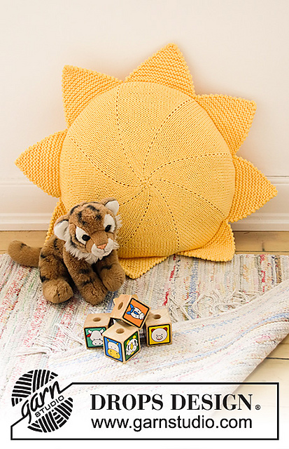 s35-3 Sunny Nap Pillow