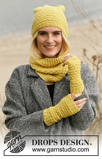 204-6 b Follow the Sun Neck Warmer