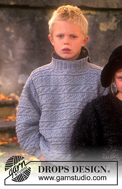 s7-11 Sweater