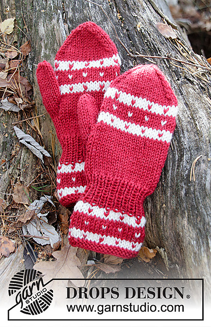 s34-36 Candy Cane Lane Mittens