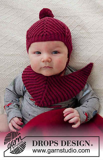 b36-7 b Baby Plum Bib