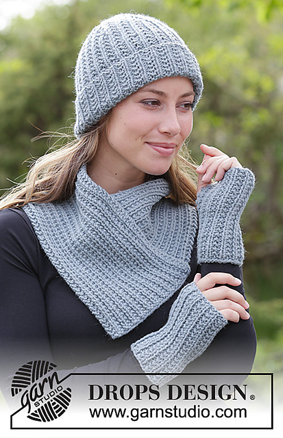 182-17 a Warm Snap Hat