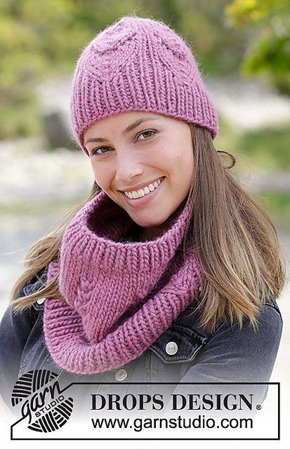182-27 b Fresh Autumn Neck Warmer