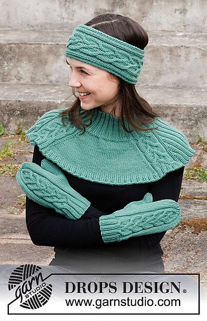 214-35 c Peppermint Twist Mittens