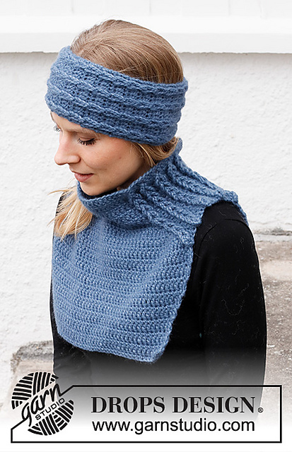 214-28 b Endless Links, Neck Warmer