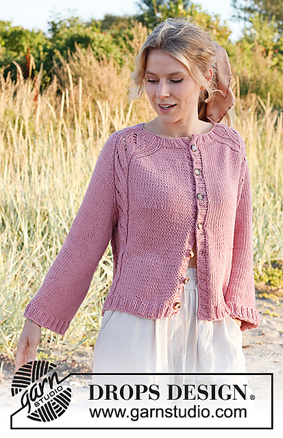 221-35 Easy Twist Cardigan