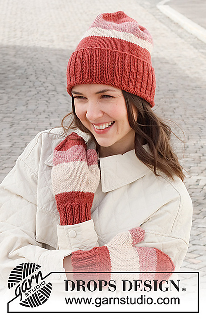 225-23 a Christmas Frosting Hat