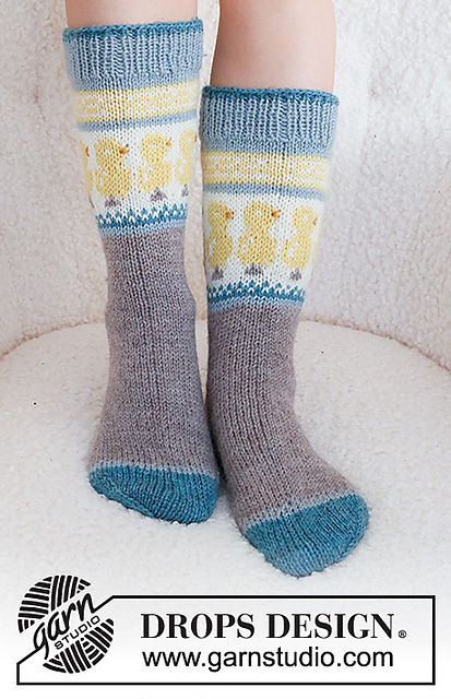 Ravelry: 229-33 Dancing Chicken Socks pattern by DROPS design