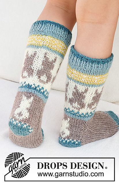 41-34 Dancing Bunny Socks