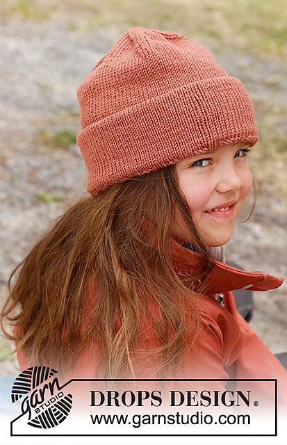 44-9 October Smiles Hat