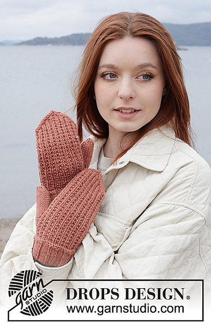 242-38 Brick Lane Mittens