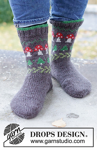 246-43 Mushroom Season Socks