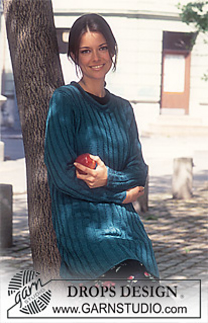 57-11 Sweater with textured pattern